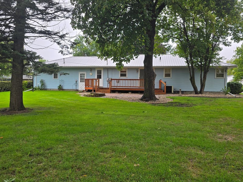1112 6th Ave SW, Pipestone, MN 56164