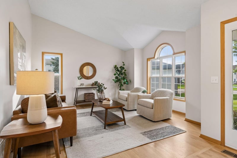 9332 Parkside Echo, Woodbury, MN 55125