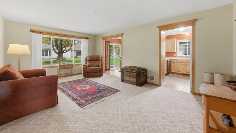 919 Willow Grove Cir, Waite Park, MN 56387