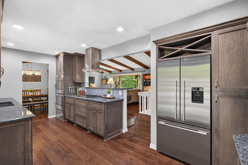 2222 Black Oak Dr, Minnetonka, MN 55305