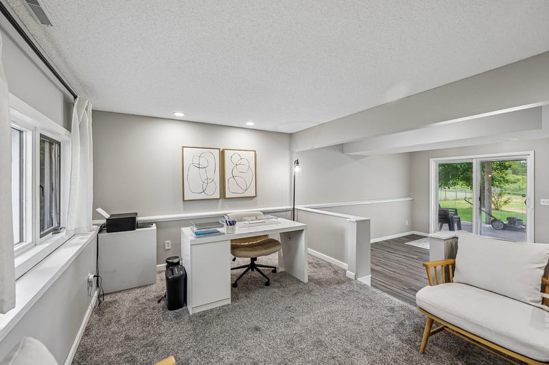 8935 W 125th St, Savage, MN 55378