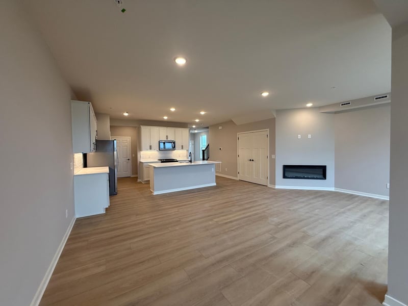 14920 Avondale Vw, Rosemount, MN 55068