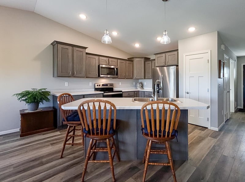 1615 30th St NW #17, Bemidji, MN 56601