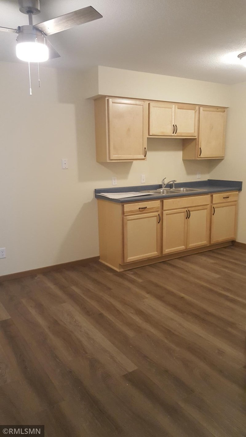 247 2nd Ave S, South Saint Paul, MN 55075
