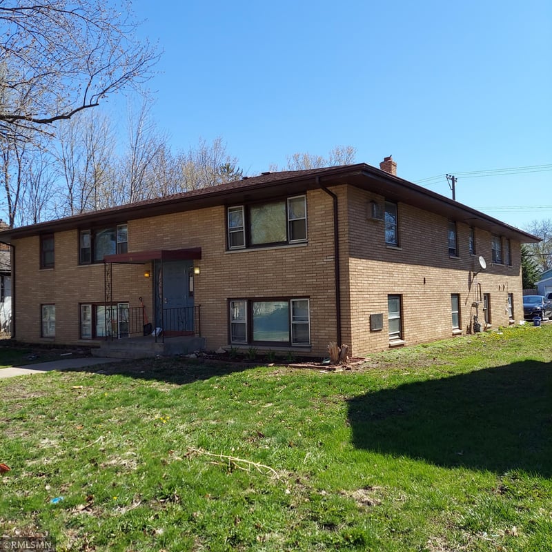 247 2nd Ave S, South Saint Paul, MN 55075
