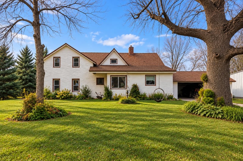 13051 Giefer Ave, Northfield, MN 55057
