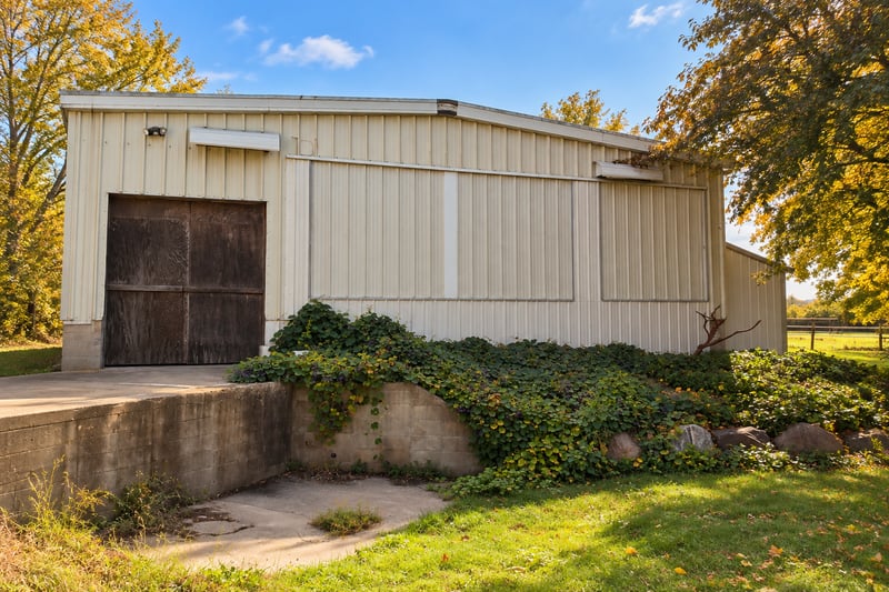 13051 Giefer Ave, Northfield, MN 55057