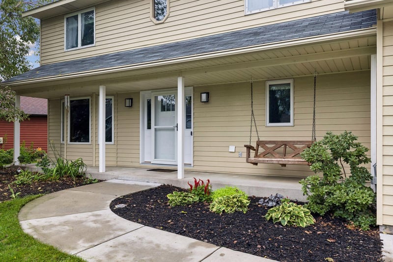 4166 Parkridge Dr, White Bear Lake, MN 55110