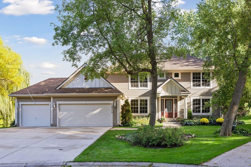19015 31st Ave N, Plymouth, MN 55447