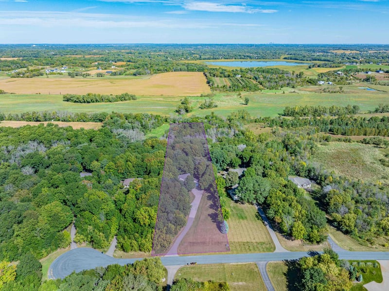 5450 Raven Point Rd, Prior Lake, MN 55372
