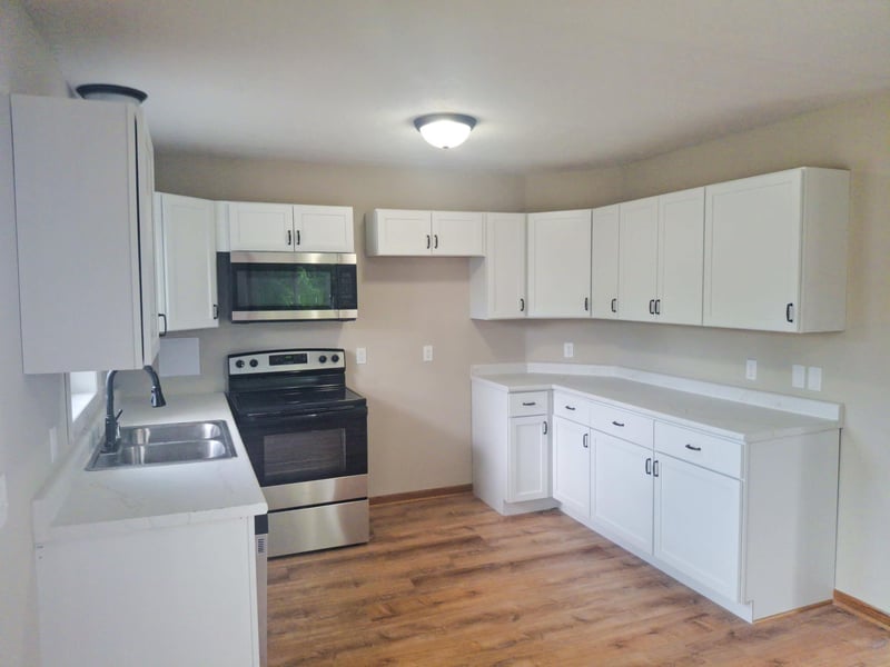 1304 17th Street Sw St SW, Faribault, MN 55021