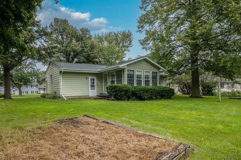 1023 Day St, Fairmont, MN 56031