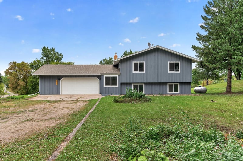 8853 17th St SE, Buffalo, MN 55313