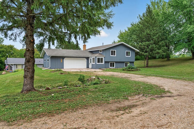 8853 17th St SE, Buffalo, MN 55313