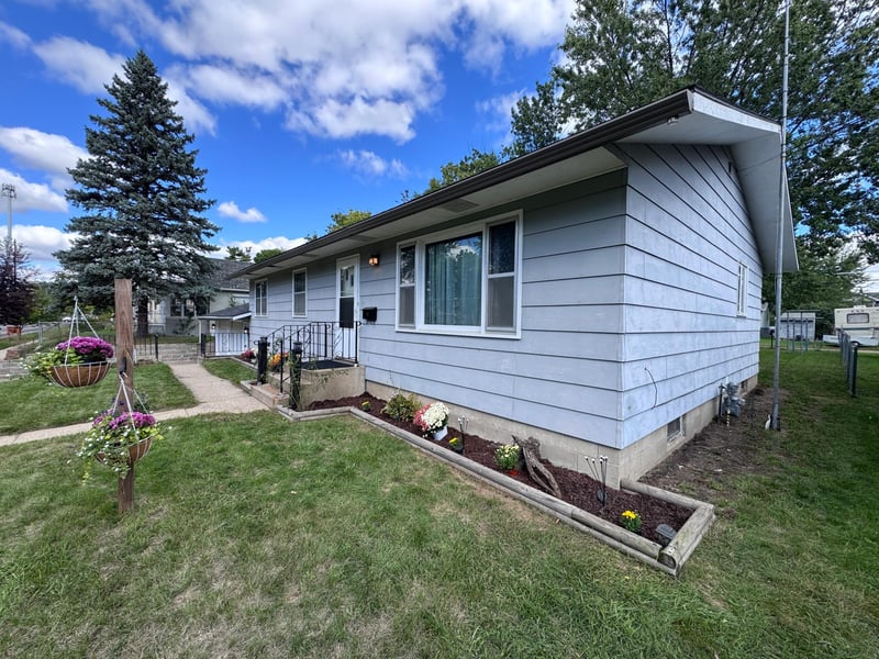 424 24th Ave N, Saint Cloud, MN 56303