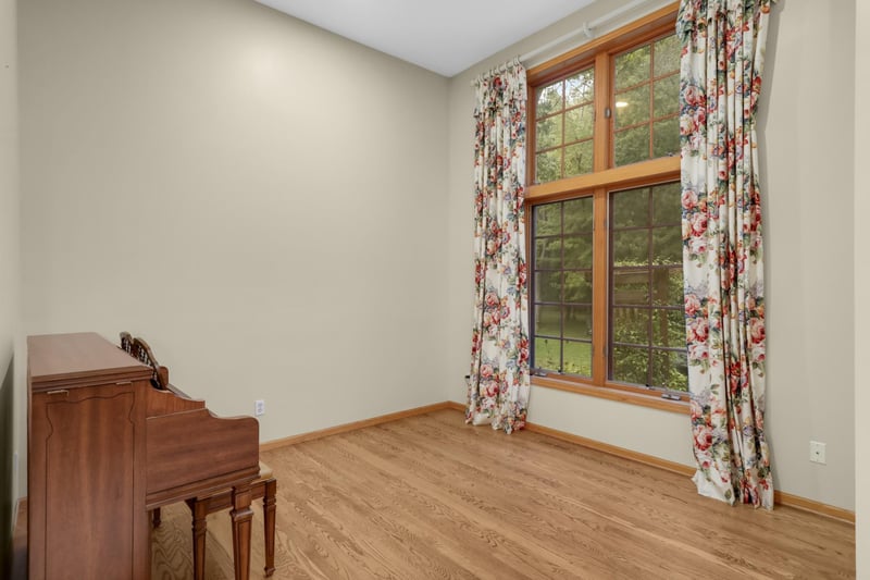 19805 Olde Sturbridge Rd, Corcoran, MN 55340