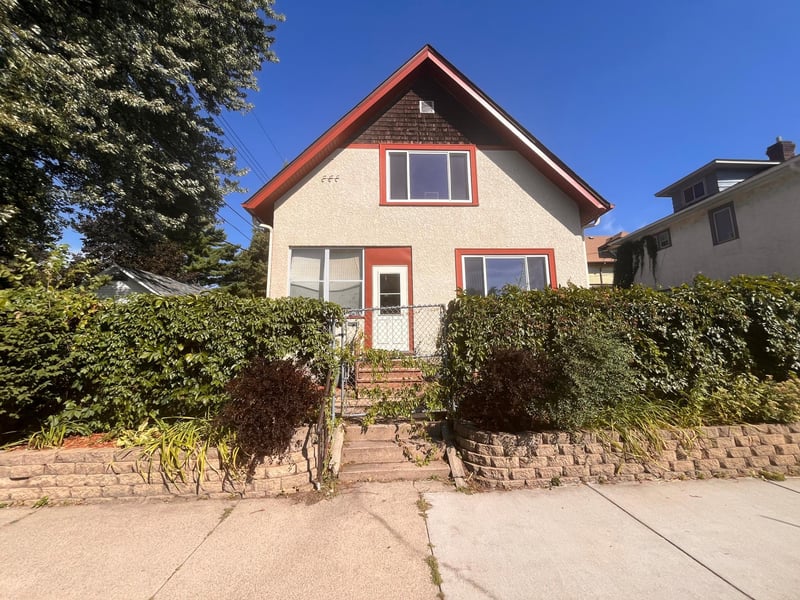 1315 19th Ave NE, Minneapolis, MN 55418