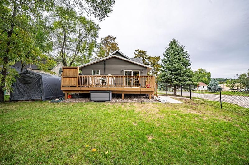 W6405 Main St, Bay City, WI 54723