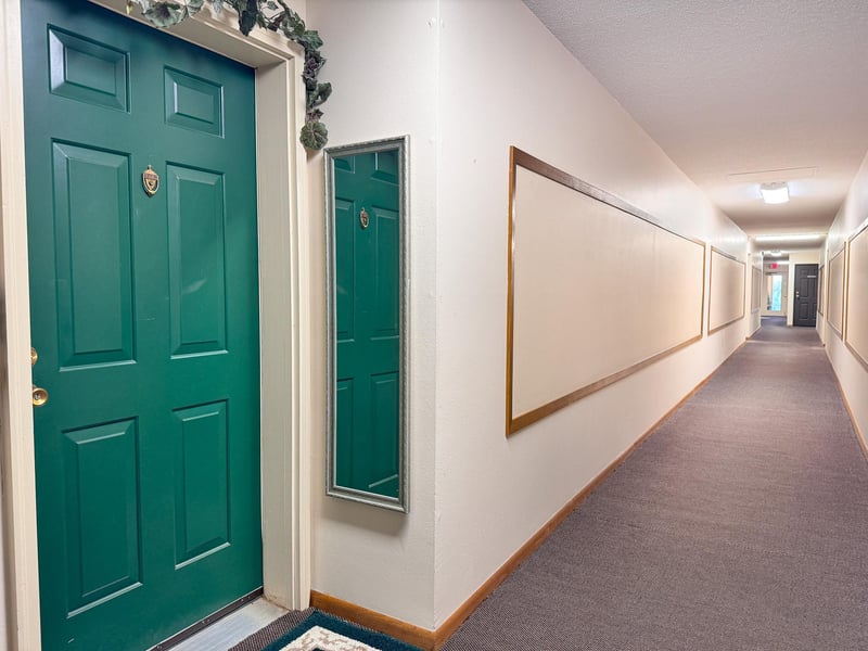 400 Kennedy Park Cir #102, Fergus Falls, MN 56537