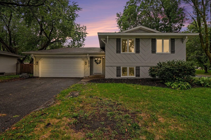 4617 81st Ln N, Brooklyn Park, MN 55443