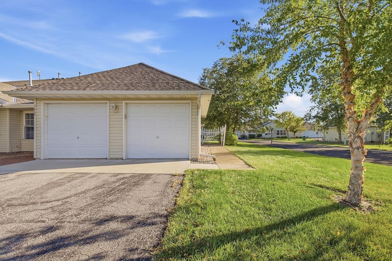 1067 Blackbird Trl SW #8, Hutchinson, MN 55350