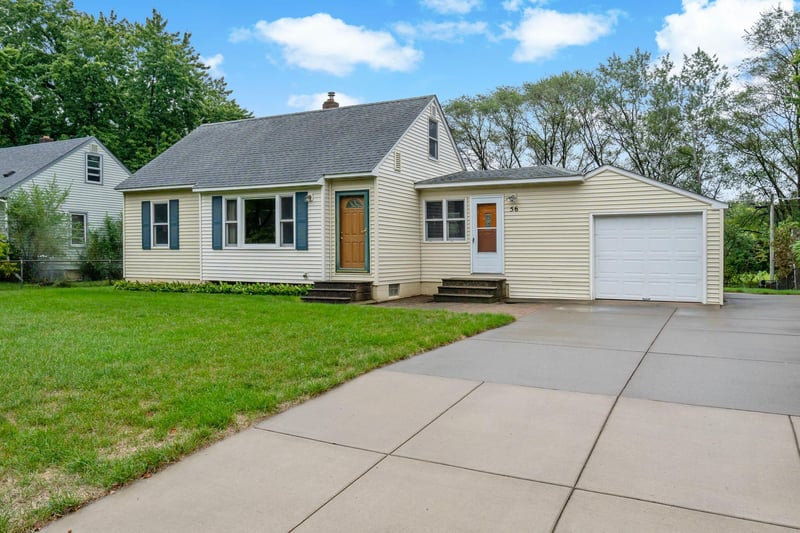 56 East Rd, Circle Pines, MN 55014