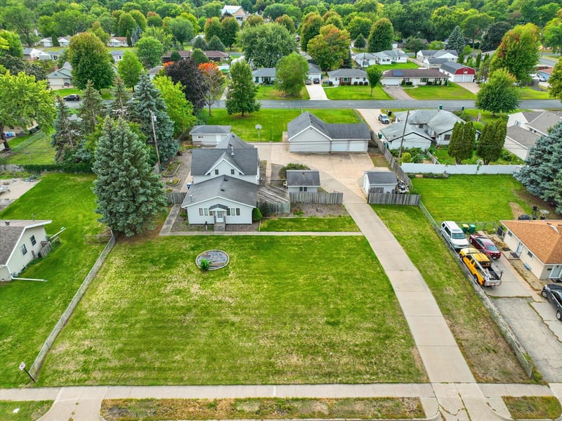 8428 Portland Ave S, Bloomington, MN 55420