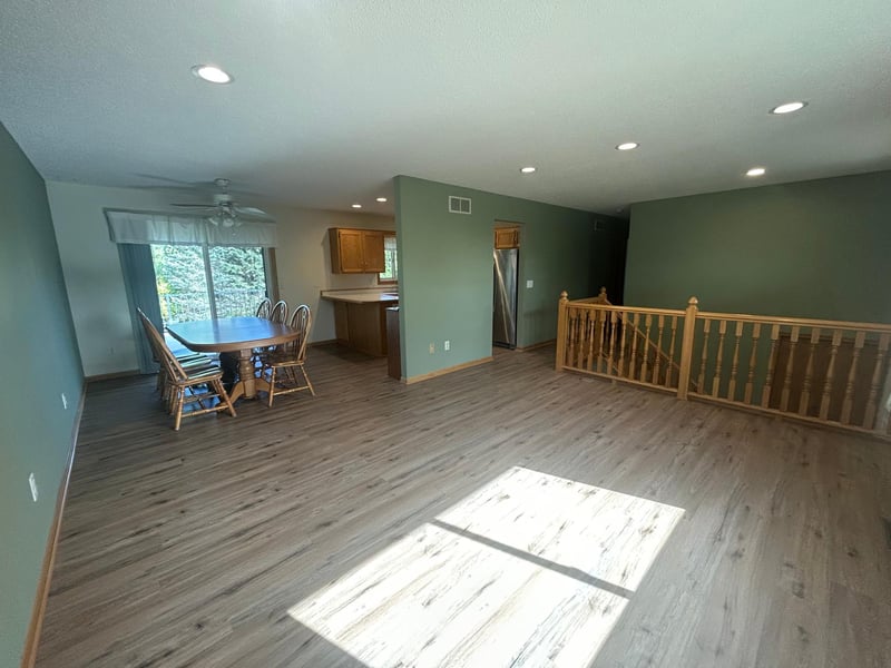 7661 Homestead Ct S, Cottage Grove, MN 55016