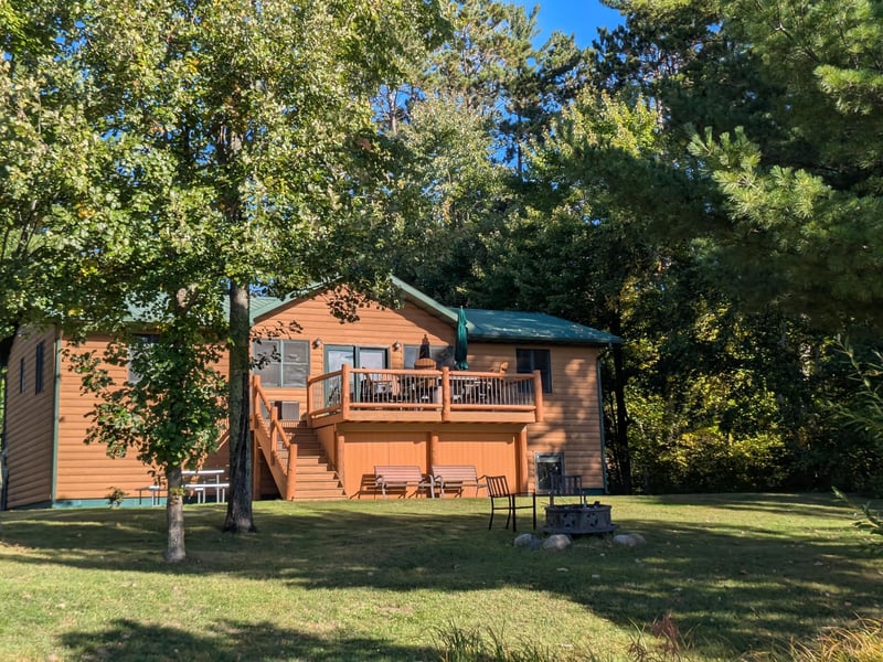 10446 Vermillion Point Dr NE, Deer River, MN 56636