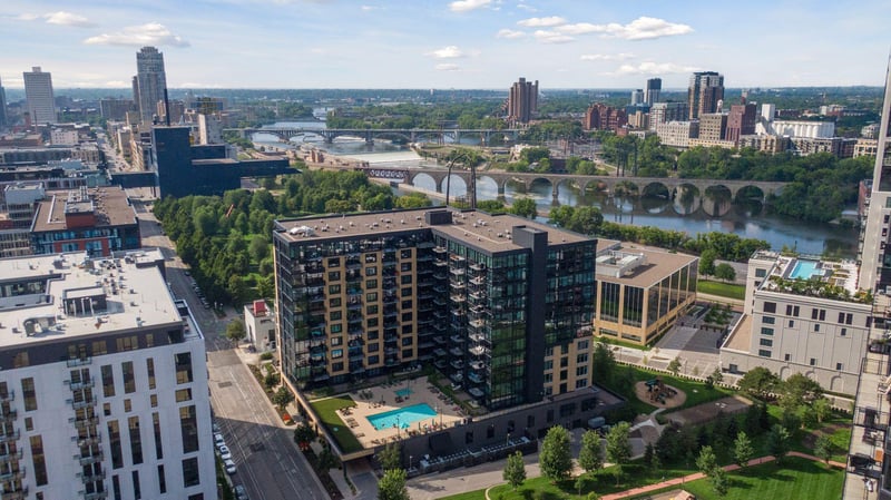 1120 S 2nd St #703, Minneapolis, MN 55415