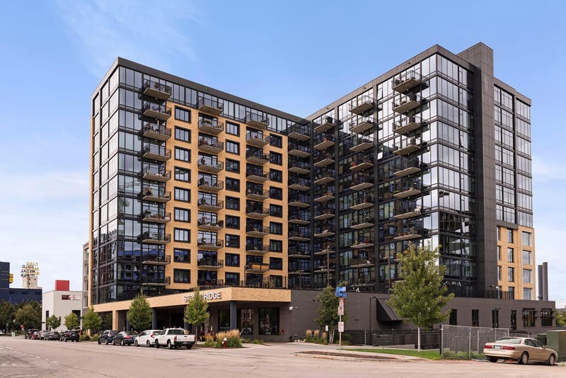 1120 S 2nd St #703, Minneapolis, MN 55415