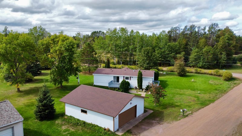 3116 1st St, Sturgeon Lake, MN 55783