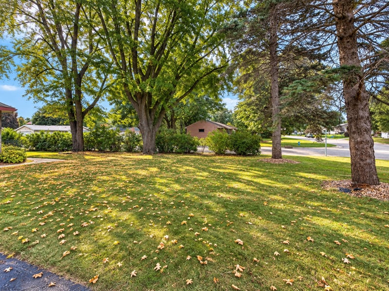 20480 Idalia Ave, Lakeville, MN 55044