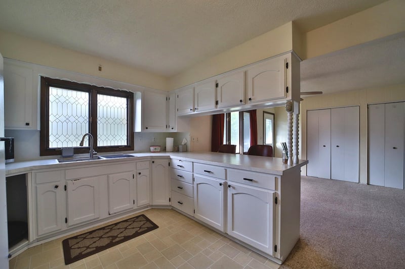 821 3rd Ave NE, Staples, MN 56479