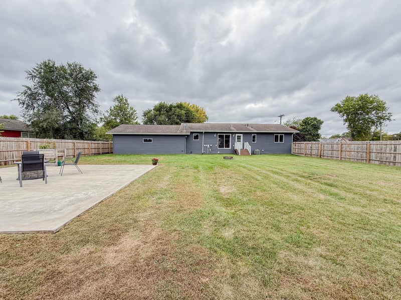 1806 Kansas Ave, Benson, MN 56215