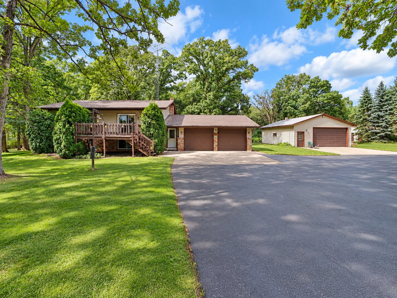 5583 Legend Ln, Brainerd, MN 56401