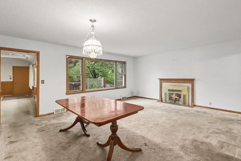 849 8th Ave SW, Faribault, MN 55021