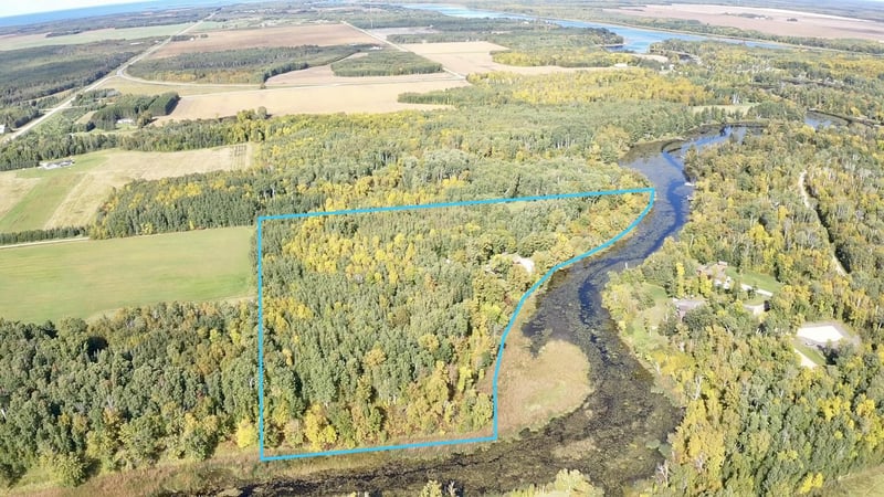1398 County Road 6 NW, Baudette, MN 56623