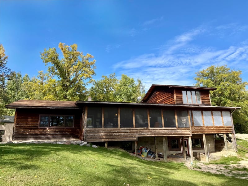 1398 County Road 6 NW, Baudette, MN 56623