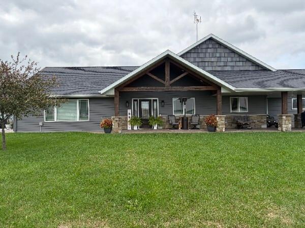 101 Sunset Dr, Saint Martin, MN 56376
