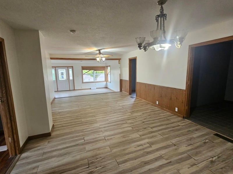 203 Euclid Ave, Milroy, MN 56263