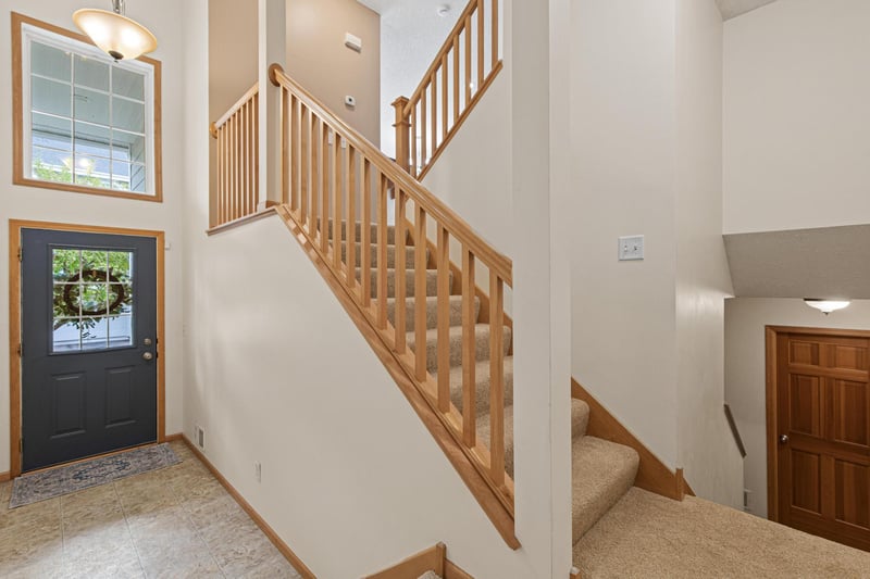 15649 Eagleview Way #1009, Apple Valley, MN 55124