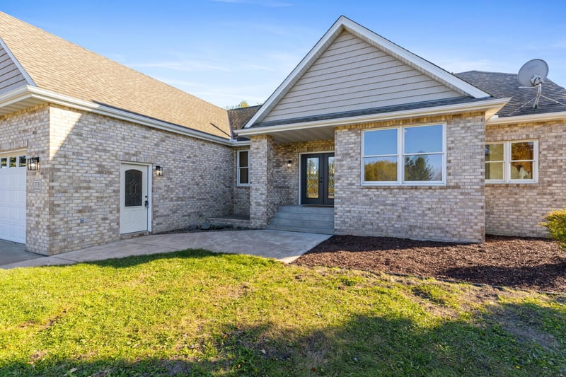 3731 Rush Lake Rd, Rush City, MN 55069