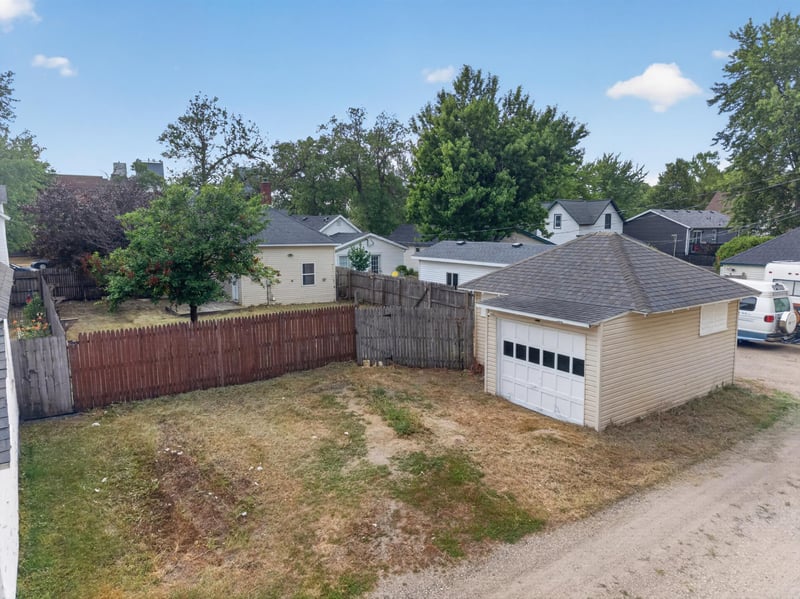 104 2nd St NE, Barnesville, MN 56514