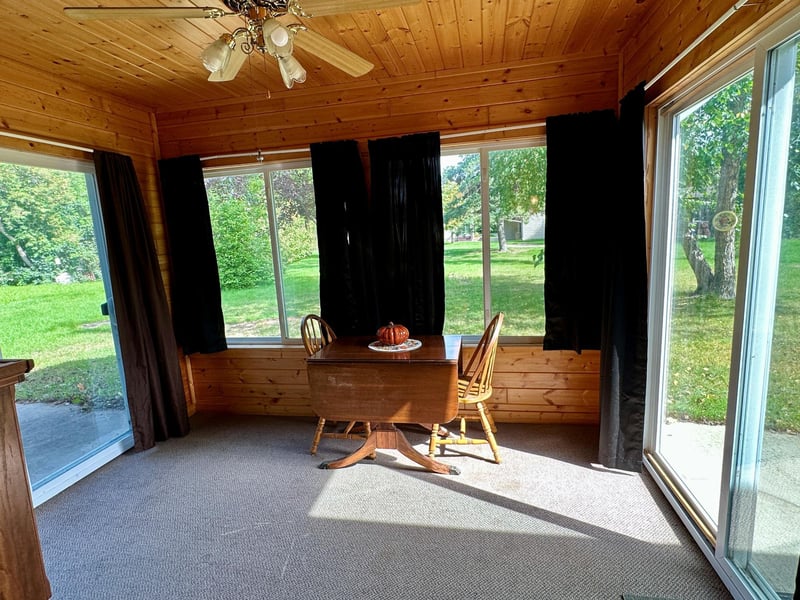 31060 Pine St, Pequot Lakes, MN 56472