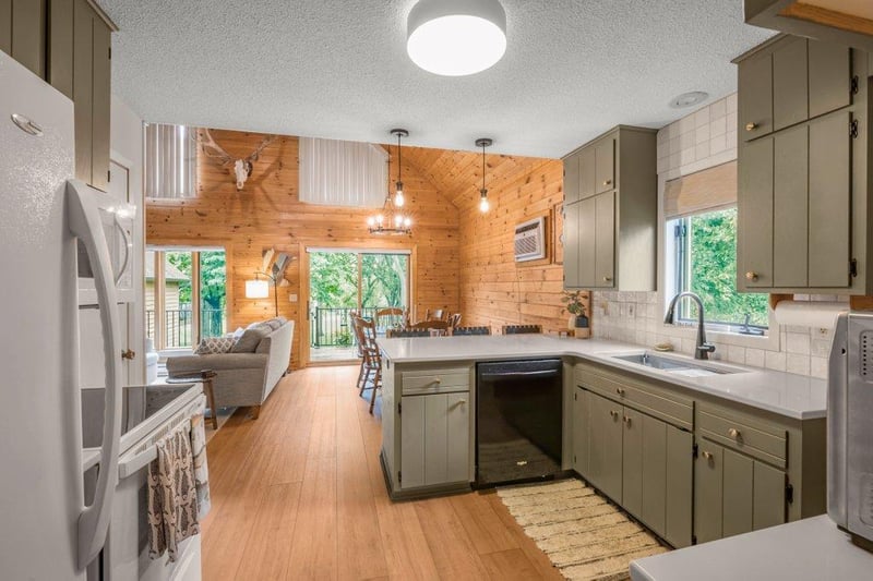 2618 Big Horn Bay Rd NW, Alexandria, MN 56308