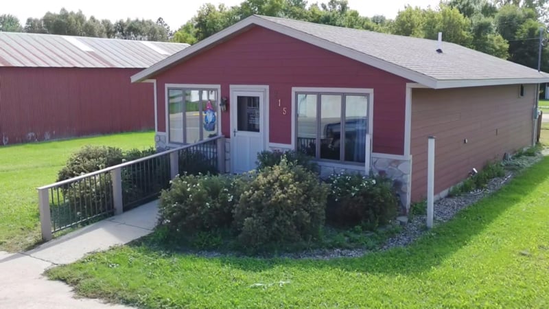 215 Main St W, Bertha, MN 56437