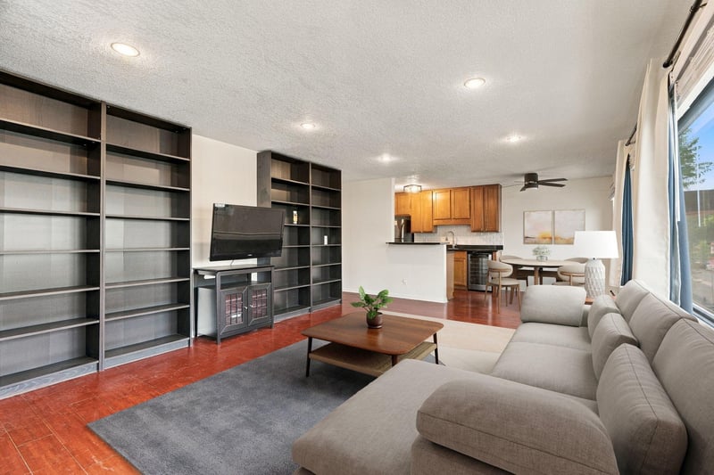 3019 Bryant Ave S #101, Minneapolis, MN 55408