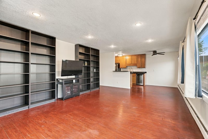 3019 Bryant Ave S #101, Minneapolis, MN 55408