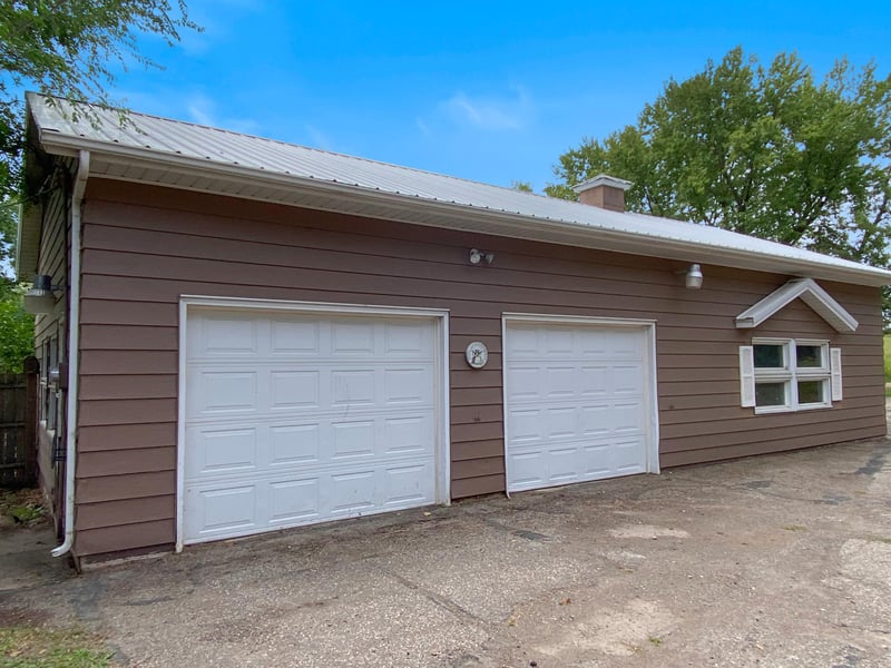 4140 Fillmore Ave NW, Maple Lake, MN 55358